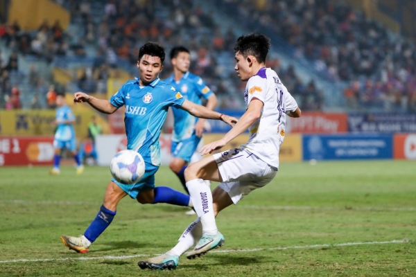 cac-tien-ve-ghi-ban-xoanh-xoach-doi-tuyen-viet-nam-trut-ganh-nang-ngan-can