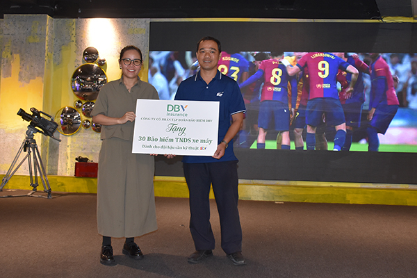 tray-hoi-el-clasico-bung-no-cam-xuc-cung-sctv-tai-rap-bhd-star-3-2