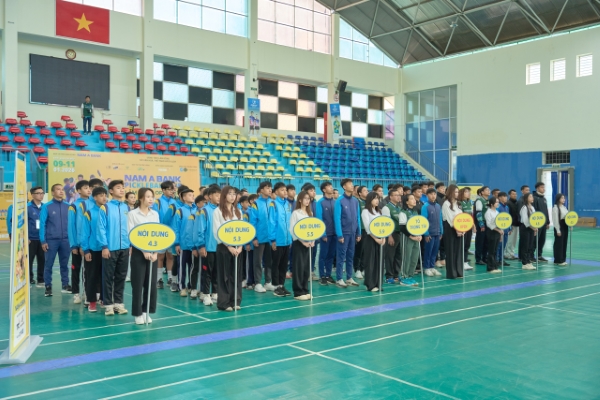 ly-hoang-nam-cung-700-vdv-tranh-tai-tai-giai-pickleball-o-da-lat