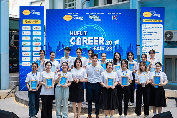 ngay-hoi-viec-lam-huflit-job-fair-2023