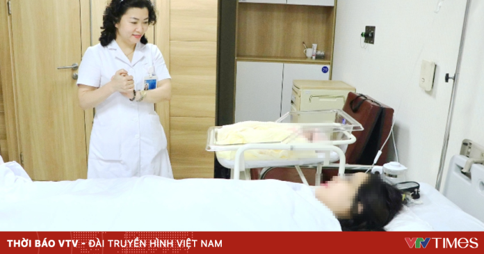 Bé gái chào đời từ phôi thai trữ đông hơn 11 năm