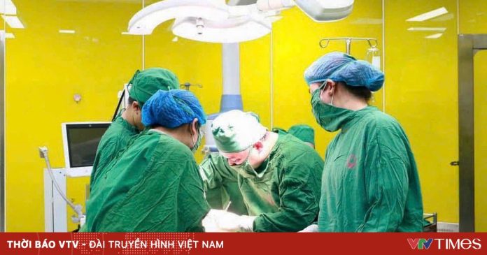 Cấp cứu kịp thời sản phụ mang thai ngoài tử cung bị vỡ Cấp cứu kịp thời sản phụ mang thai ngoài tử cung bị vỡ