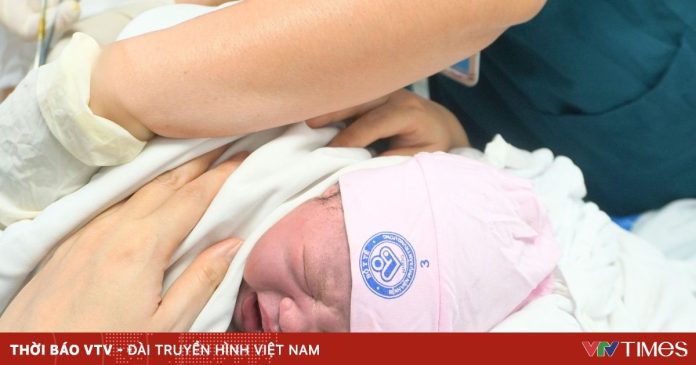 Chào đón công dân nhí đầu tiên của năm 2026 tại Bệnh viện Phụ Sản Trung ương