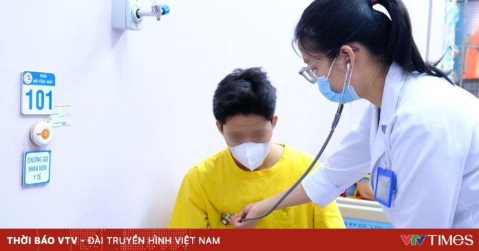 Nguy cơ nhiễm trùng huyết do xoắn khuẩn Leptospira khi lội nước mùa mưa Nguy cơ nhiễm trùng huyết do xoắn khuẩn Leptospira khi lội nước mùa mưa