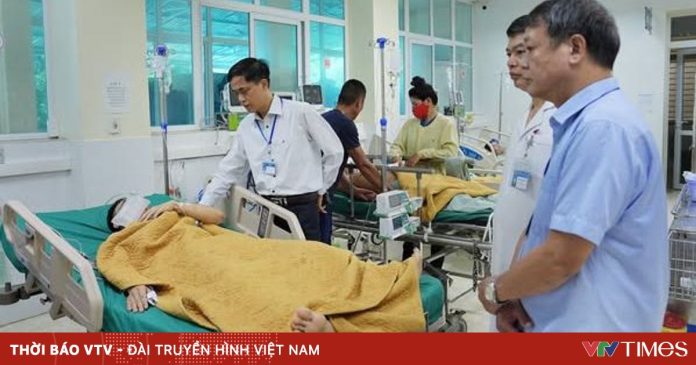 Điện Biên: Khẩn trương cấp cứu 3 nạn nhân vụ sập cầu treo Pa Thơm Điện Biên: Khẩn trương cấp cứu 3 nạn nhân vụ sập cầu treo Pa Thơm